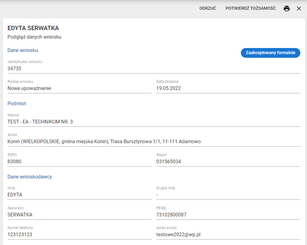 okno z widokiem na wniosek zaakceptowany formalnie