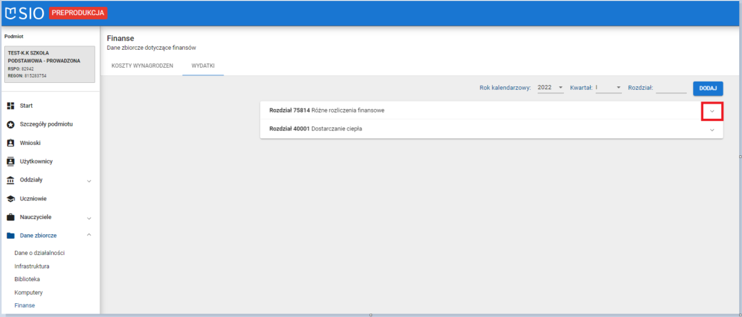 okno z widokiem na zakładkę wydatki z oznaczonym przyciskiem strzałki