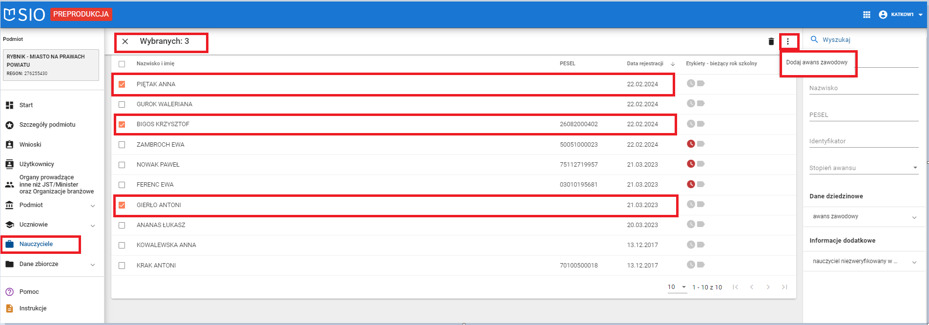 okno z widokiem na wybraną listę nauczycieli którym należy zarejestrować awans zawowdowy