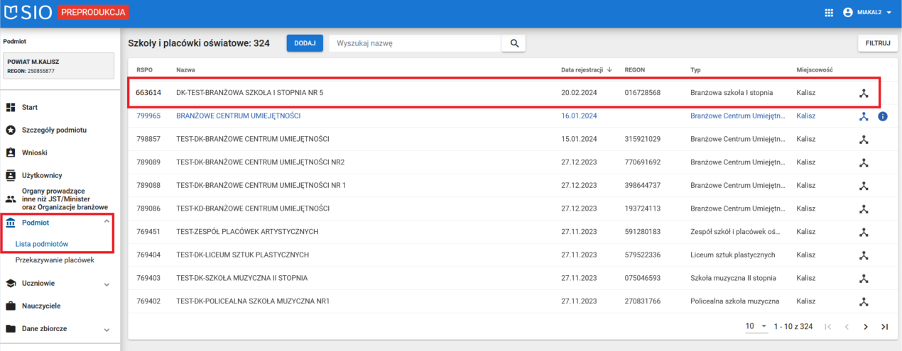 Widok na listę placówek z zaznaczoną do wyłącznie z zespołu placówką