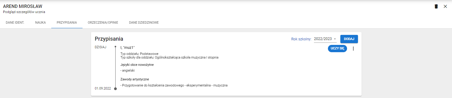 Widok na poprawne zapisanie przypisania ucznia do oddziału podstawowego z widocznym statusem: uczy się