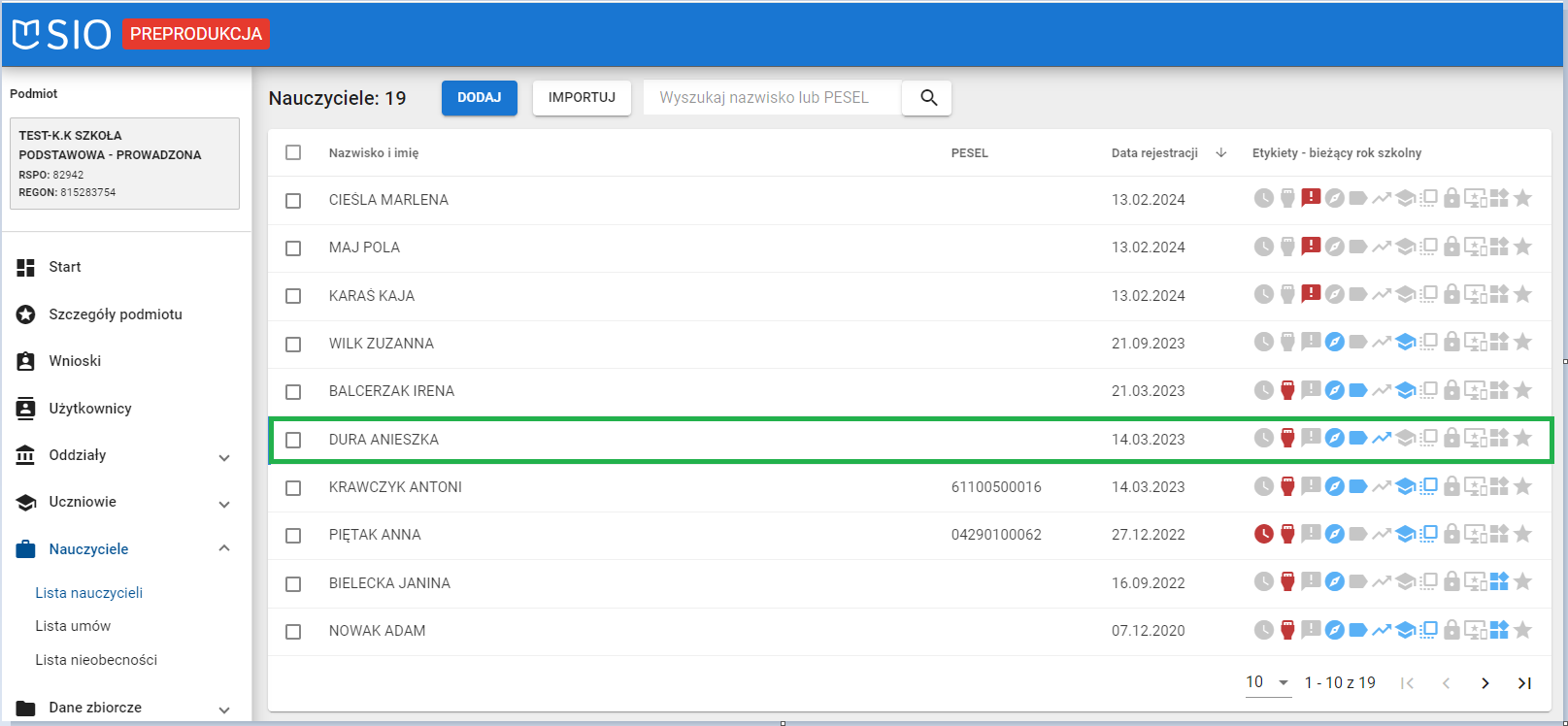 okno z widokiem na zapisany wpis