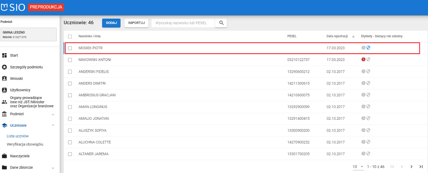 widok listy uczniów z podświetloną etykietą realizacji obowiązku nauki