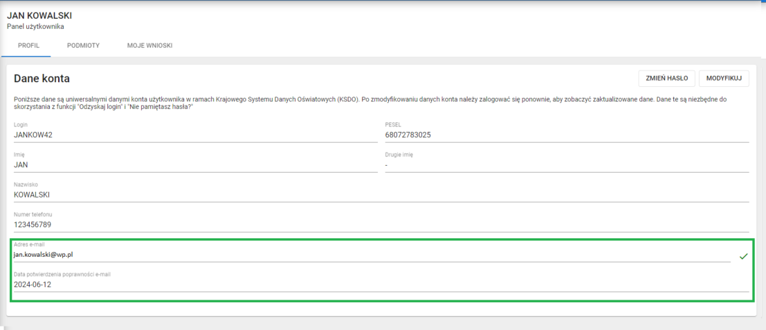 widok na zatwierdzone dane e-mali 
