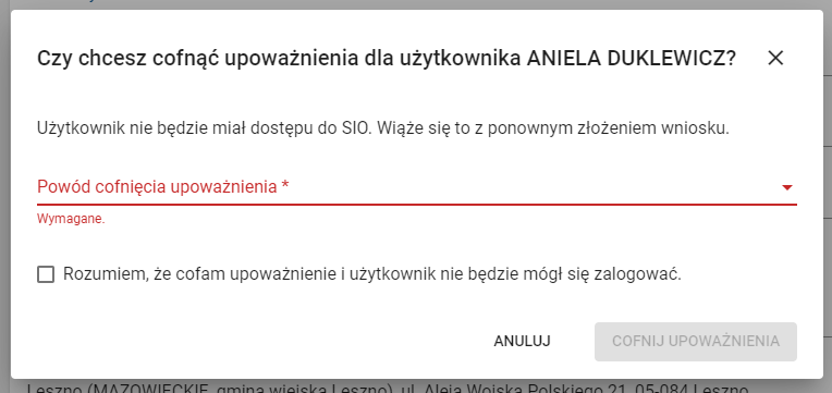 Okno z widokiem na pytanie czy chcesz cofnąć upoważnienie dla wskazanego użytkownika? i polem do wybrania powodu cofnięcia wniosku