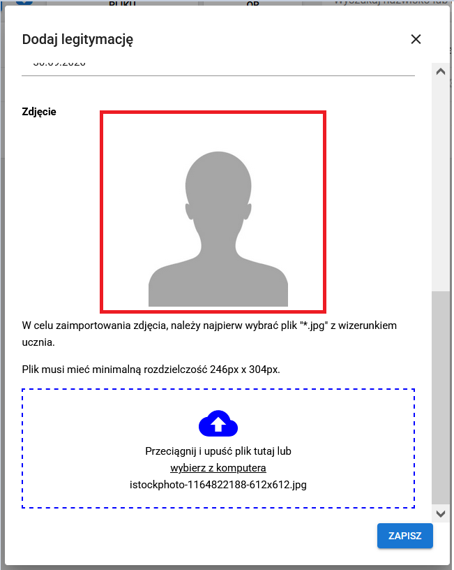 widok na czytane zdjęcie ucznia